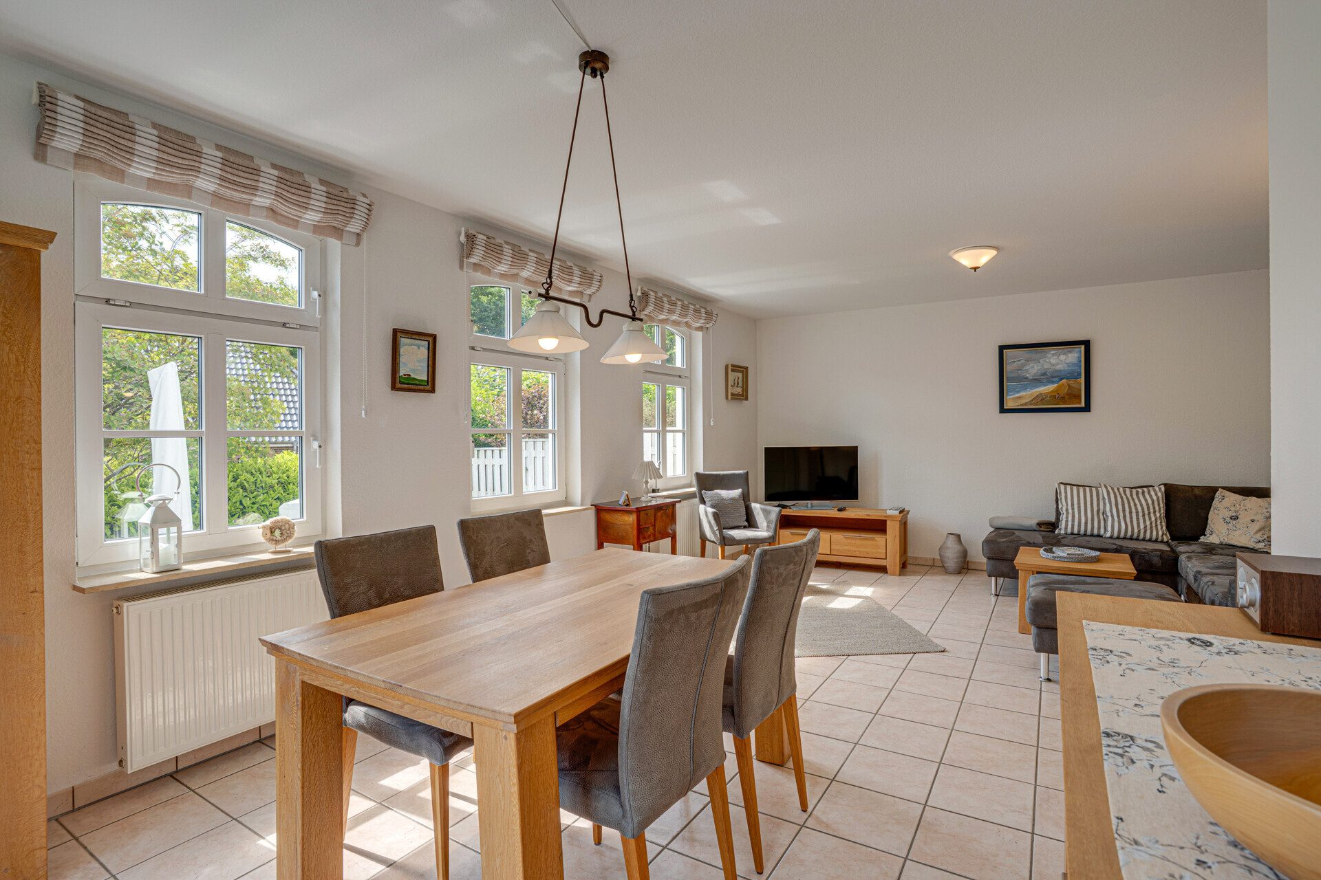 Immobilienangebot - Glücksburg - Alle - Glücksburg: Reetdachendhaus zum Verlieben – Wohnen zwischen Wald, Meer und Stadtkern