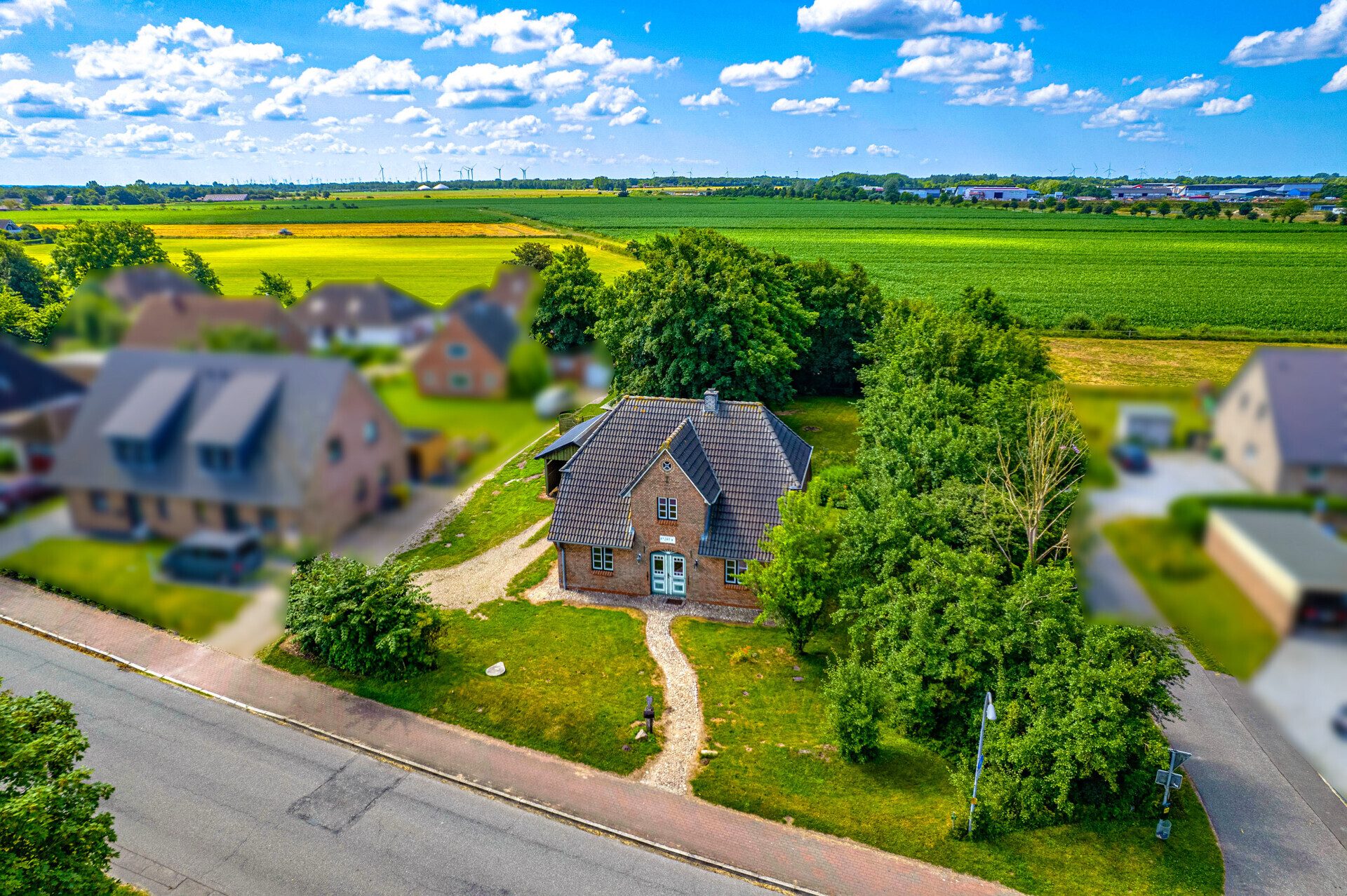 Immobilienangebot - Risum-Lindholm - Alle - Nur 5 Min. bis Niebüll: EFH mit neuer Wärmepumpe (Q4), ca. 40 m² Ausbaureserve & großem Grundstück