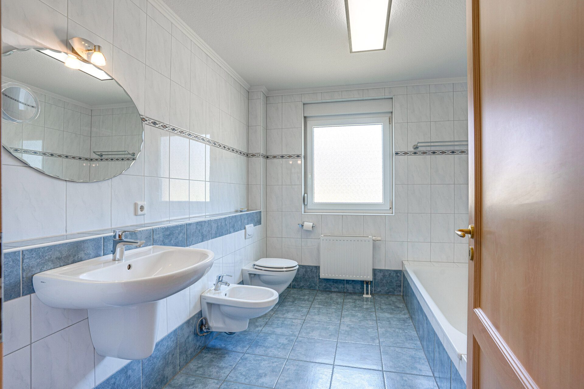 Immobilienangebot - Großenwiehe - Alle - Familienfreundlich & ruhig: Winkelbungalow mit 5 Zimmern, 157 m² Wohnfläche und 1.000 m² Grundstück