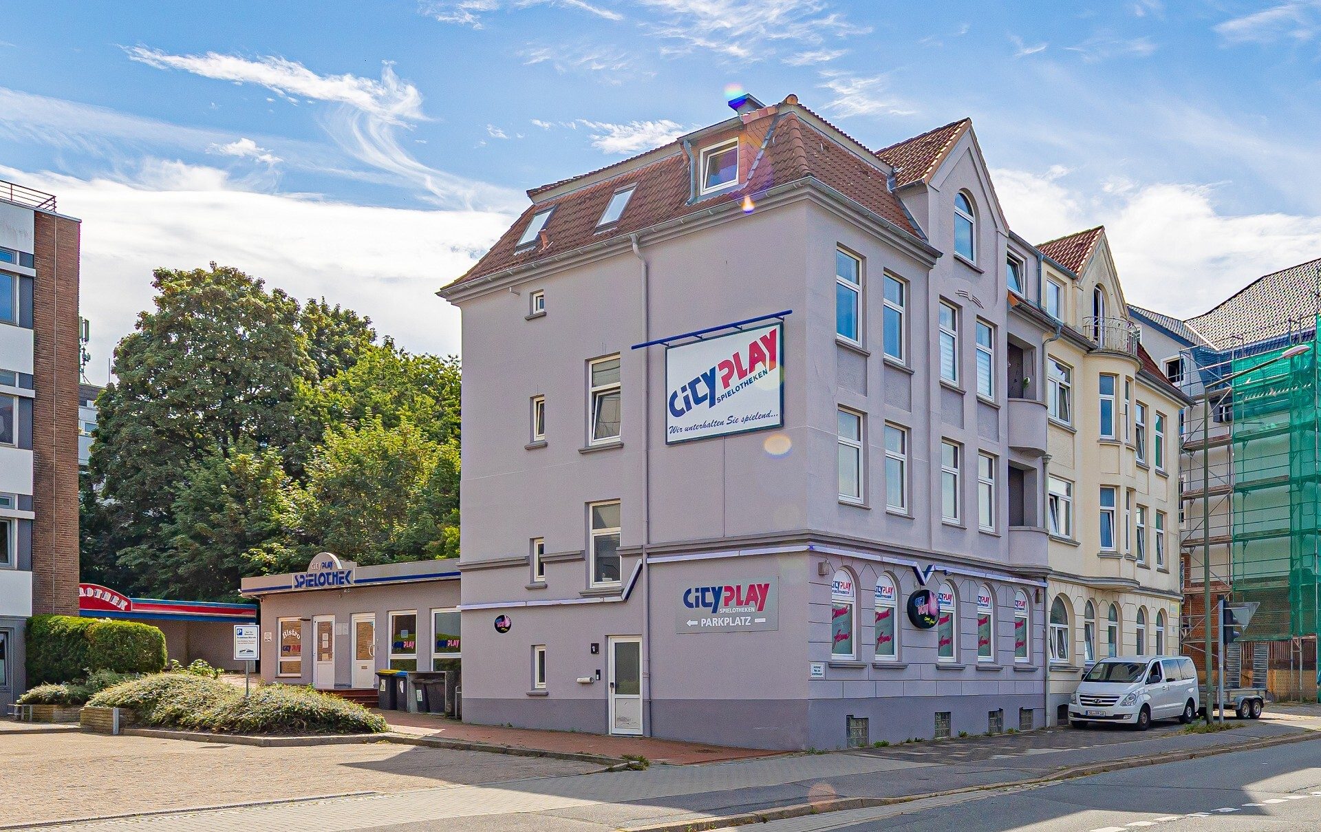 Immobilienangebot - Flensburg / Mürwik - Alle - Bestehende Erträge, freie Flächen & neue Möglichkeiten: Wohn- & Geschäftshaus in Flensburg-Mürwik!