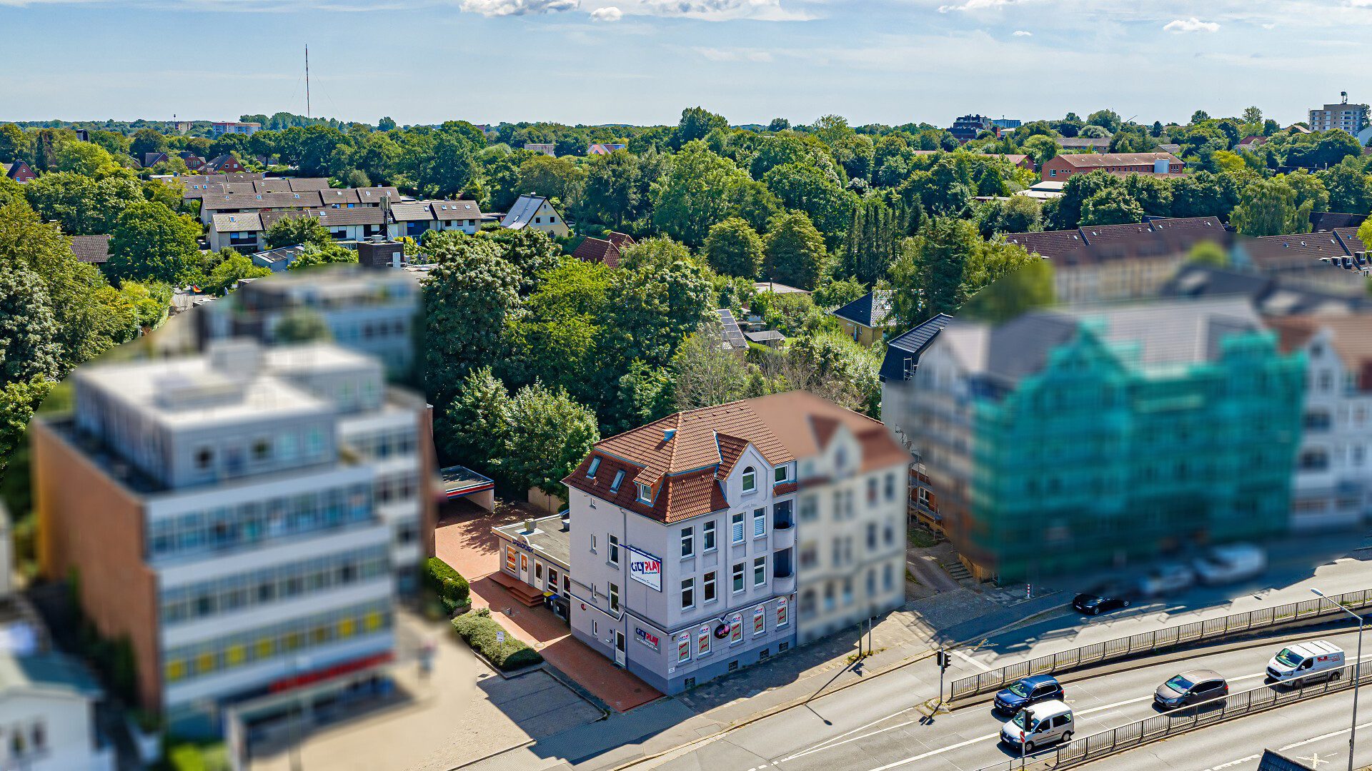 Immobilienangebot - Flensburg / Mürwik - Alle - Bestehende Erträge, freie Flächen & neue Möglichkeiten: Wohn- & Geschäftshaus in Flensburg-Mürwik!