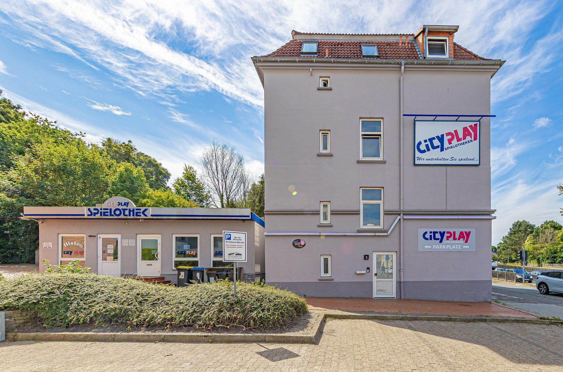 Immobilienangebot - Flensburg / Mürwik - Alle - Bestehende Erträge, freie Flächen & neue Möglichkeiten: Wohn- & Geschäftshaus in Flensburg-Mürwik!