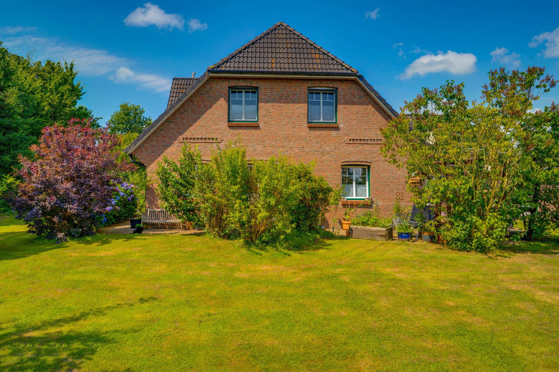 Immobilienangebot - Ostenfeld - Alle - Wohnen, Gewerbe & Rendite! Vielseitig nutzbares Immobilienensemble mit Halle & Garagen in Ostenfeld!