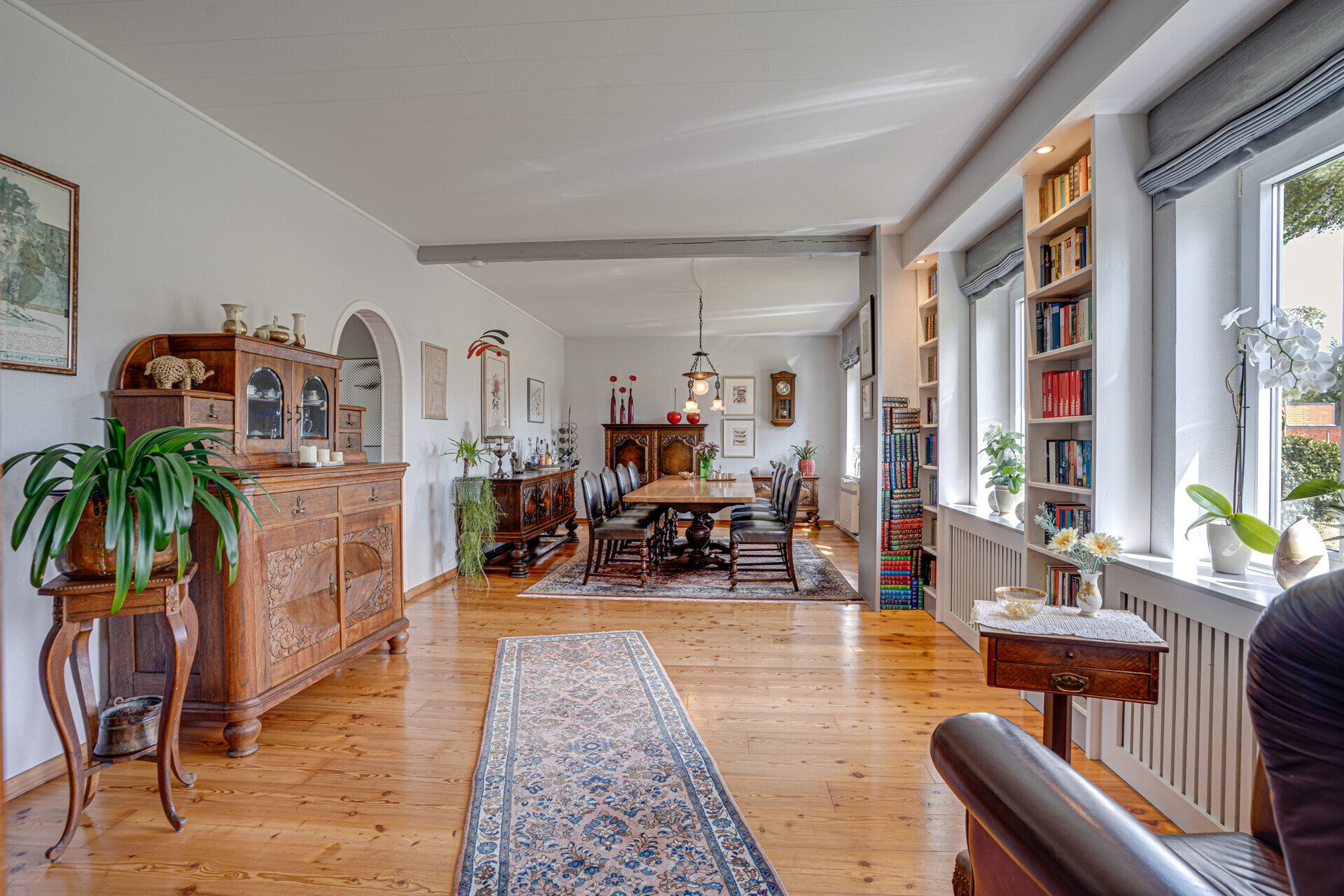 Immobilienangebot - Husby - Alle - Husby: Zeitlos schön – modernisiertes Haus von 1910 mit großem Gartengrundstück