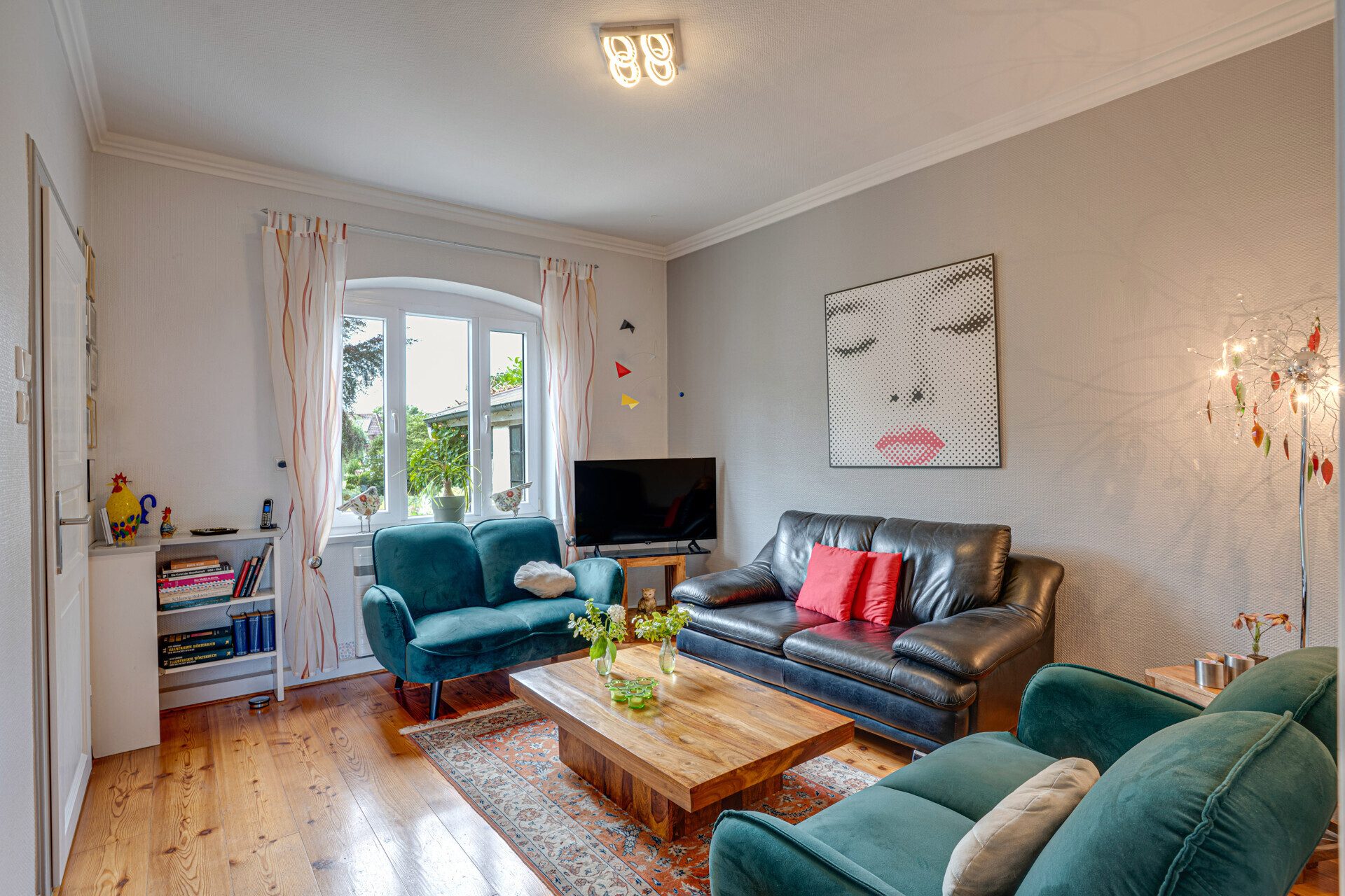 Immobilienangebot - Husby - Alle - Husby: Zeitlos schön – modernisiertes Haus von 1910 mit großem Gartengrundstück