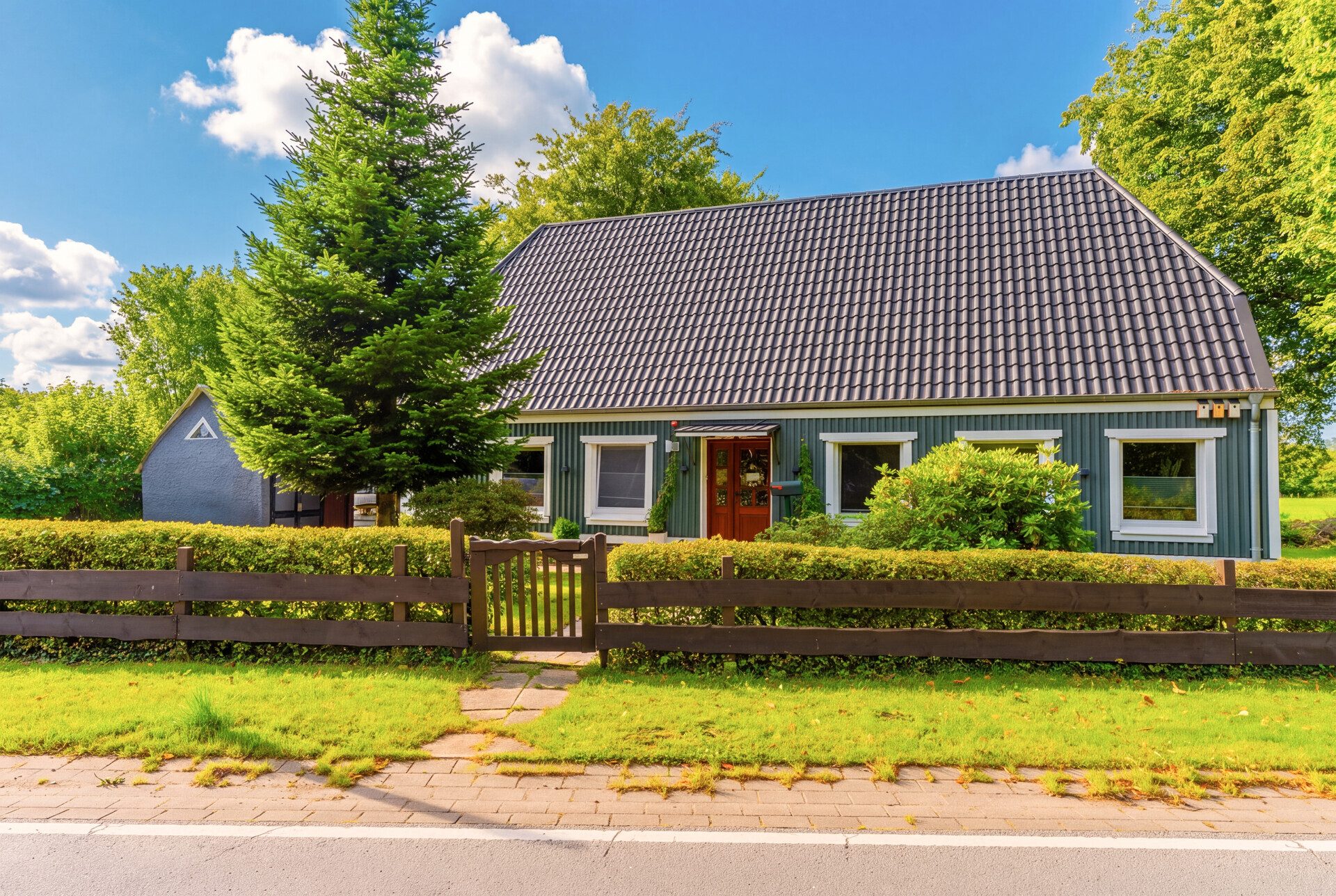 Immobilienangebot - Süderbrarup - Alle - Ein Zuhause mit Geschichte: Charmantes EFH mit Garten und herrlichem Blick ins Grüne in Süderbrarup!