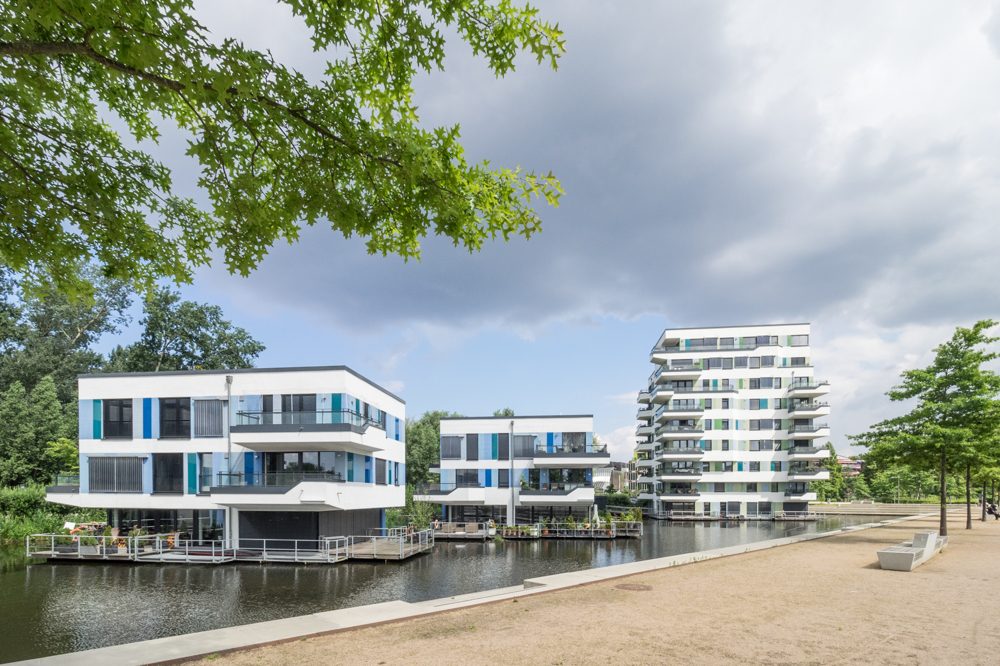 Immobilienangebot - Hamburg - Alle - HH-Wilhelmsburg - Einzigartiges Wohnen am Wasser im TriPlex-House