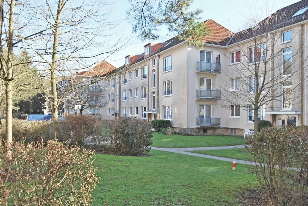 Immobilienangebot - Hamburg - Alle - Ottensen: Helle Etagenwohnung mit Südbalkon in ruhiger, grüner Wohnanlage im Gebotsverfahren!