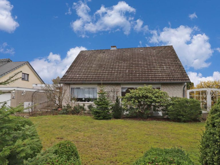 Immobilienangebot - Trappenkamp - Alle - Trappenkamp - Sanierungsbedürftiges EFH in sehr guter Lage