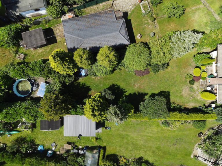 Immobilienangebot - Hamburg - Alle - Der Bauplatz für Ihr neues Zuhause in Rahlstedt.
Ruhig und verkehrsgünstig gelegen in 2. Reihe.
