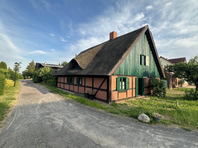 Immobilienangebot - Neutrebbin - Alle - Sonnenhof – Ein Refugium für kreative Köpfe und Ruhesuchende