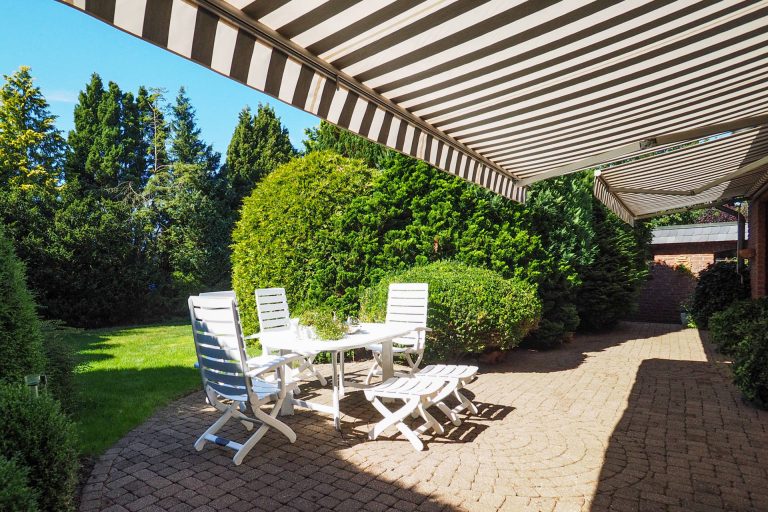 Immobilienangebot - Henstedt-Ulzburg - Alle - Super gepflegtes EFH mit traumhaftem Garten und Vollkeller in ruhiger Sackgassenlage