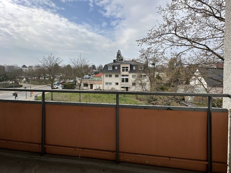 Immobilienangebot - Berlin - Alle - Renovierte Balkonwohnung mit schönem Blick nach Westen - ruhig und dennoch zentral in Alt-Buckow