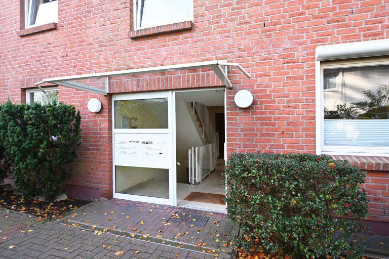 Immobilienangebot - Pinneberg - Alle - Sonnige ETW mit Süd-Balkon und PKW-Stellplatz im ruhigen Quellental I Zuverlässig vermietet