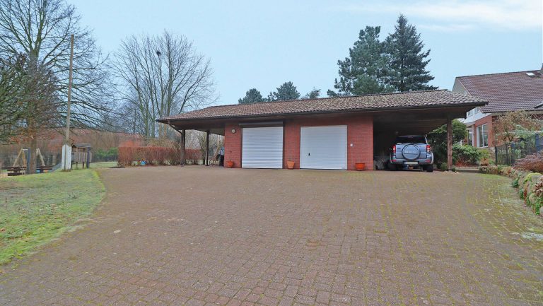 Immobilienangebot - Hanstedt - Alle - Familienfreundliche Doppelhaushälfte mit  Kamin, Garage und Carport