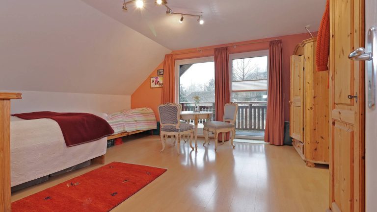 Immobilienangebot - Hanstedt - Alle - Familienfreundliche Doppelhaushälfte mit  Kamin, Garage und Carport