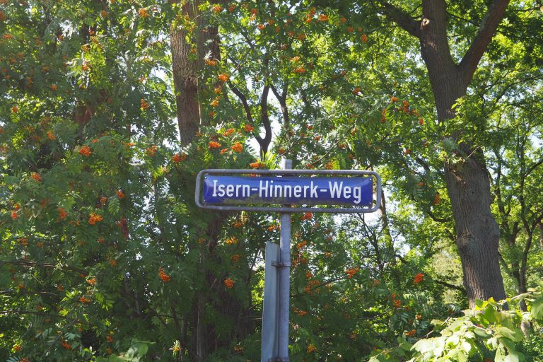 Immobilienangebot - Hamburg - Alle - Schnelsen - Sehr gut geschnittenes Baugrundstück in Sackgassenlage I BGF 800 I EFH-DH-RH
