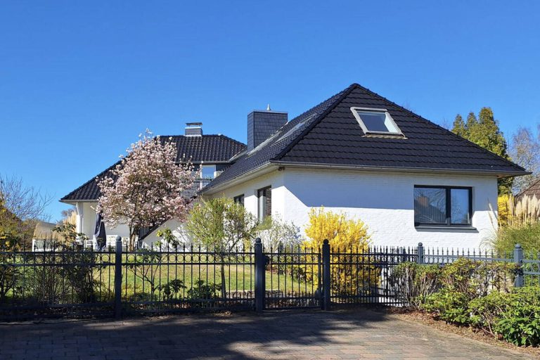 Immobilienangebot - Trittau - Alle - Ein Ort zum Leben und Arbeiten - großzügiges Anwesen bei Hamburg mit vielen Möglichkeiten