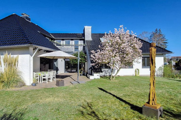 Immobilienangebot - Trittau - Alle - Ein Ort zum Leben und Arbeiten - großzügiges Anwesen bei Hamburg mit vielen Möglichkeiten