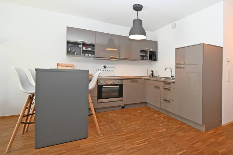 Immobilienangebot - Hamburg Stellingen - Alle - Traumhafte 2 Zimmer Wohnung mit Balkon und Tiefgarage in HH Stellingen.
Kurzzeitmiete möglich!