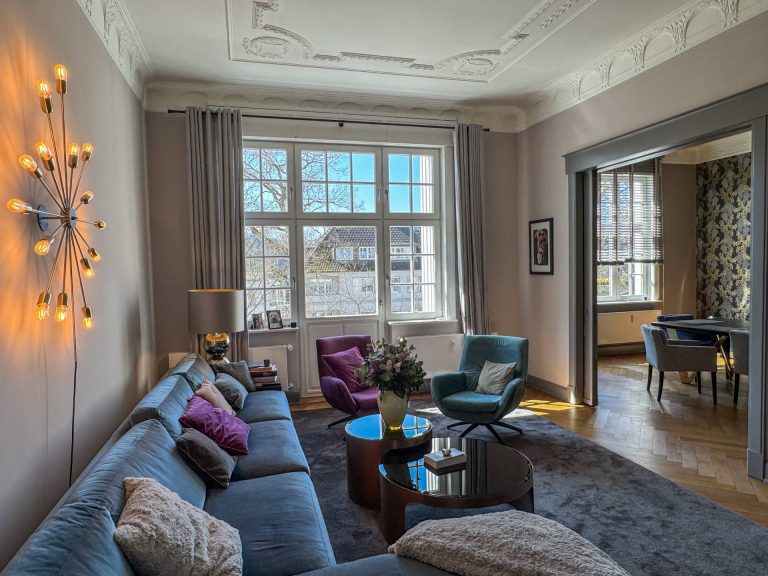 Immobilienangebot - Hamburg Winterhude - Alle - Luxuriöse Altbauwohnung mit Stil – großzügiges Wohnerlebnis in bester Lage