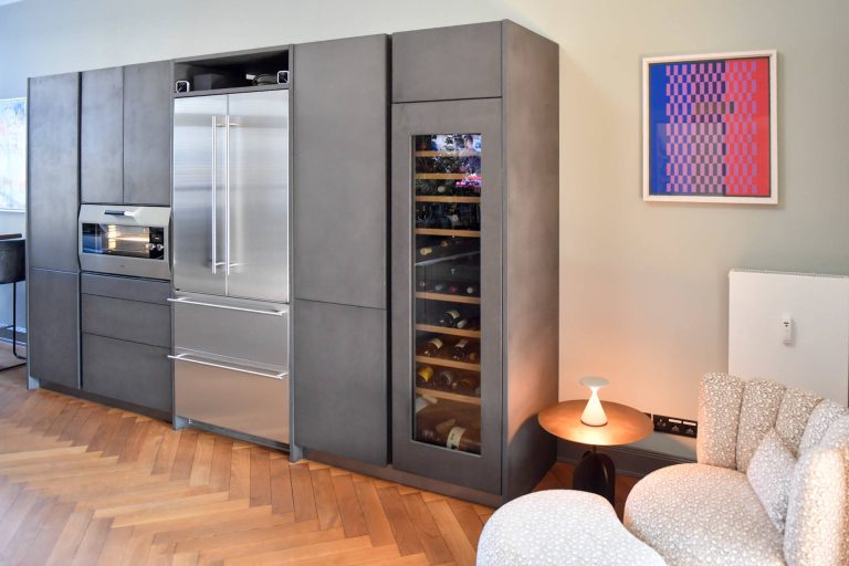 Immobilienangebot - Hamburg Winterhude - Alle - Luxuriöse Altbauwohnung mit Stil – großzügiges Wohnerlebnis in bester Lage