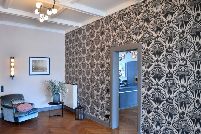Immobilienangebot - Hamburg Winterhude - Alle - Luxuriöse Altbauwohnung mit Stil – großzügiges Wohnerlebnis in bester Lage
