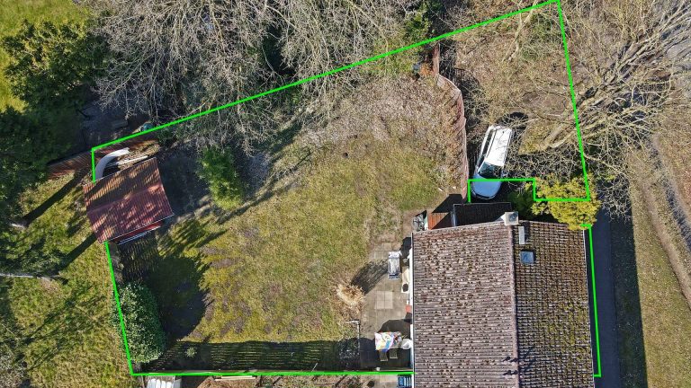 Immobilienangebot - Hamburg - Alle - Schönes, gut geschnittenes Endreihenhaus mit großzügigem ca. 500 m² Grundstück in Langenhorn