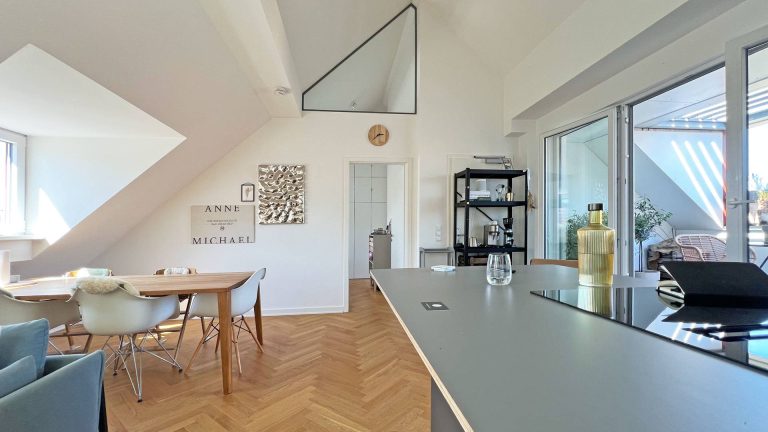 Immobilienangebot - Hamburg / Barmbek-Süd - Alle - Barmbek-Süd | moderner, hochwertiger Dachgeschoss-Ausbau mit großzügiger Loggia