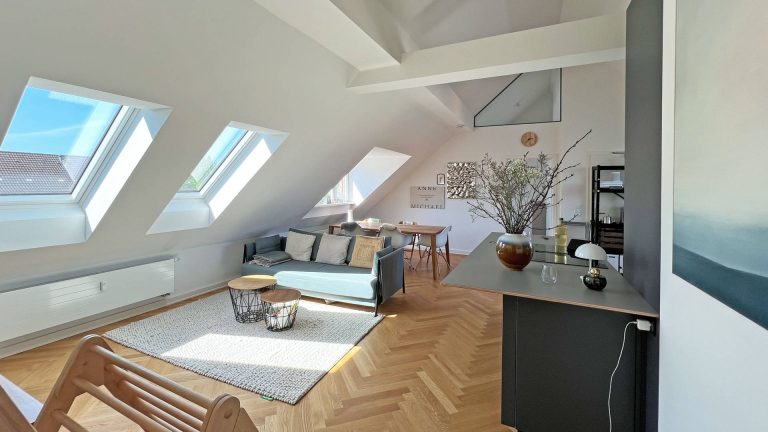 Immobilienangebot - Hamburg / Barmbek-Süd - Alle - Barmbek-Süd | moderner, hochwertiger Dachgeschoss-Ausbau mit großzügiger Loggia