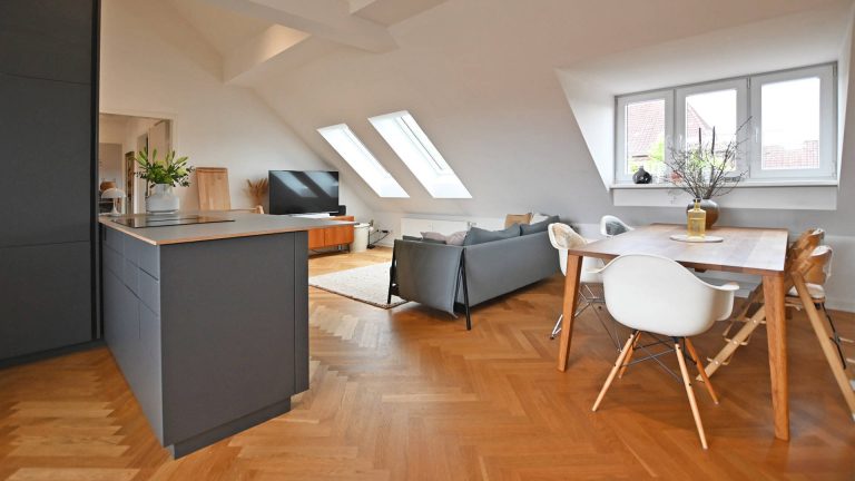 Immobilienangebot - Hamburg / Barmbek-Süd - Alle - Barmbek-Süd | moderner, hochwertiger Dachgeschoss-Ausbau mit großzügiger Loggia