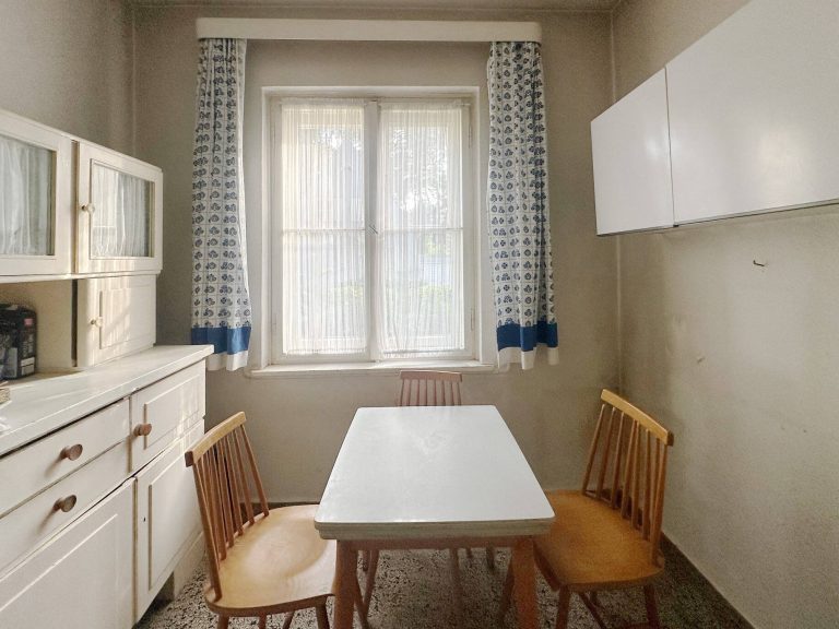 Immobilienangebot - Berlin - Alle - BIETERVERFAHREN – Originales Siedlungshaus mit besonderer Atmosphäre nahe Krumme Lanke