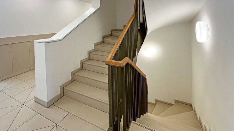 Immobilienangebot - Hamburg Uhlenhorst - Alle - Uhlenhorst | Junge, attraktive Eigentumswohnung mit großem Balkon und Tiefgarage