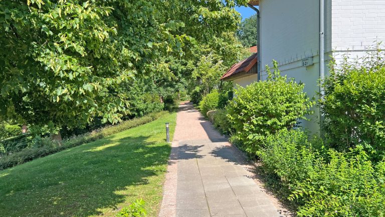 Immobilienangebot - Hamburg - Alle - Modernisierte und gut vermietete Wohnung in toller, grüner Lage an den Boberger Niederungen