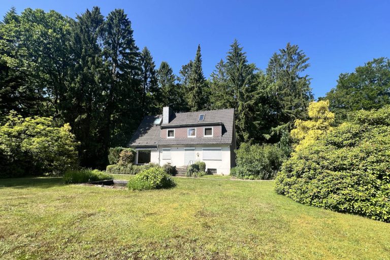 Immobilienangebot - Aumühle - Alle - Aumühle: Komfortabler Neubau auf herrlichem Süd-Grundstück