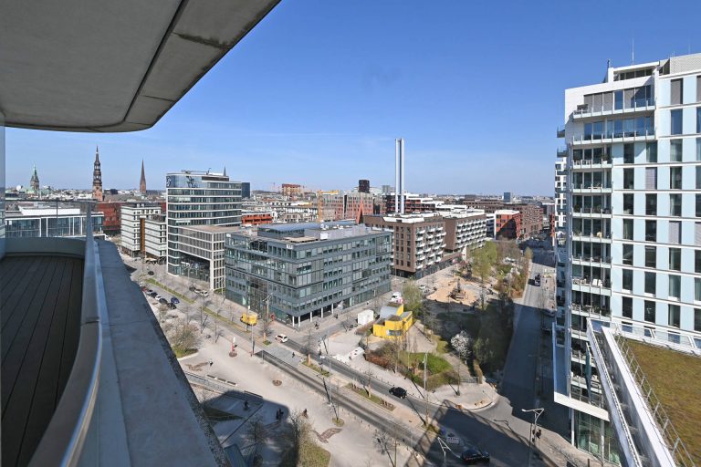 Immobilienangebot - Hamburg - Alle - Exklusive 2 Zimmer Wohnung im Marco Polo Tower/ Hafen City mit Terrasse und Tiefgarage im 11.St.!