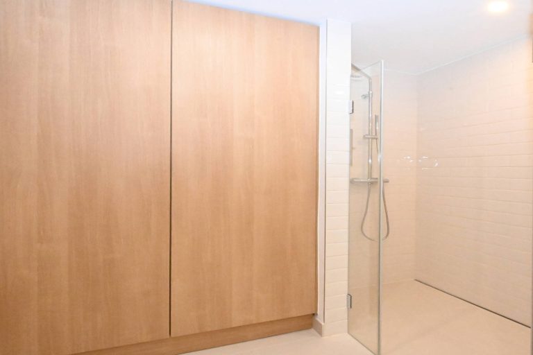 Immobilienangebot - Hamburg - Alle - Moderne 2-Zimmer-Wohnung mit 2 Balkonen im Herzen der Hafencity Hamburg – Erstbezug im 11 Decks!