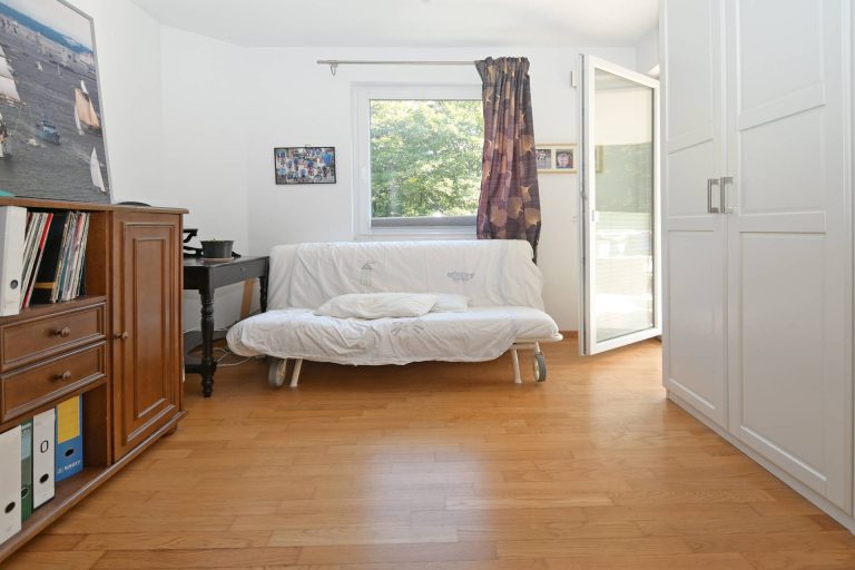 Immobilienangebot - Hamburg - Alle - Moderne 3 Zimmer Wohnung am Eppendorfer Moor mit 2 Balkonen, 2 Bädern und Garagenstellplatz!
