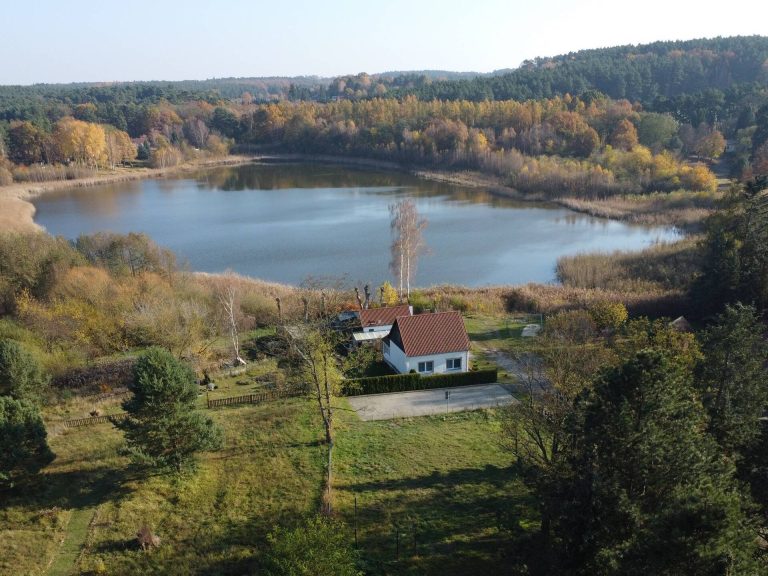 Immobilienangebot - Reichenwalde OT Kolpin - Alle - Ein Haus am See - Erstbezug nach Sanierung  und voll möbliert - Wohnen auf Zeit -  Nähe Bad Saarow