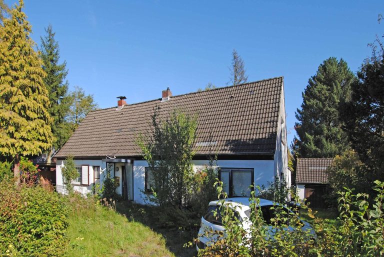 Immobilienangebot - Hamburg - Alle - Bestlage in Hamburg Bramfeld, großes Baugrundstück für eine Doppelhaushälfte mit 2 Einheiten!