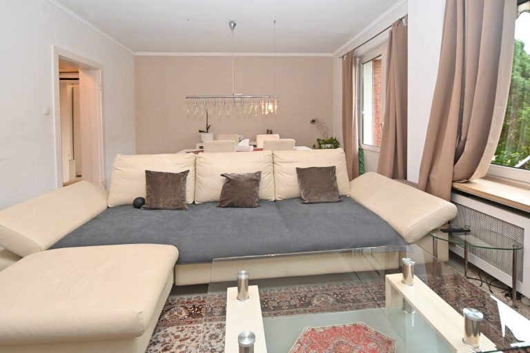 Immobilienangebot - Norderstedt / Harksheide - Alle - Einfamilienhaus in schöner Lage von Norderstedt mit großem Grundstück!