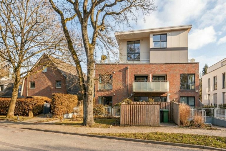 Immobilienangebot - Hamburg Rahlstedt - Alle - Hochwertige Eigentumswohnung in Hamburg Rahlstedt mit Balkon und Tiefgarage!
