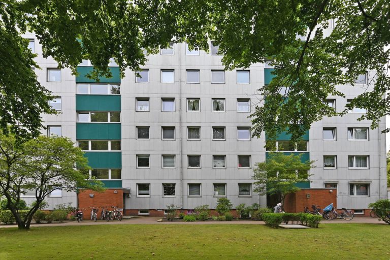 Immobilienangebot - Ahrensburg - Alle - Vermietete 2-Zimmer ETW mit Balkon im Herzen von Ahrensburg mit Tiefgaragenstellplatz!