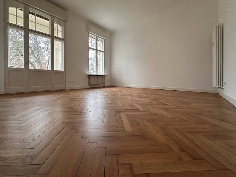 Immobilienangebot - Berlin - Alle - 3-Zimmer-Altbauwohnung in Gründerzeitvilla mit Balkon in Grunewald