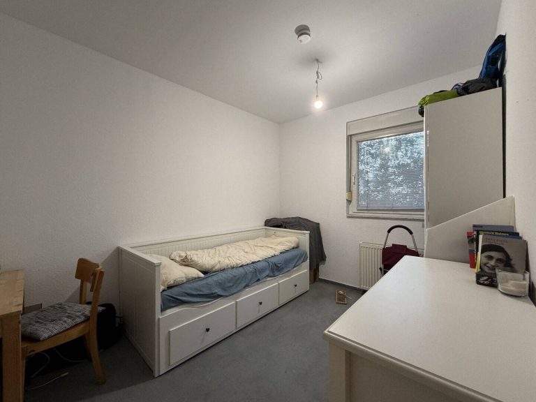 Immobilienangebot - Berlin - Alle - Kapitalanlage: Moderne vermietete EG-Wohnung mit Terrasse und Gartenblick in Berlin-Steglitz