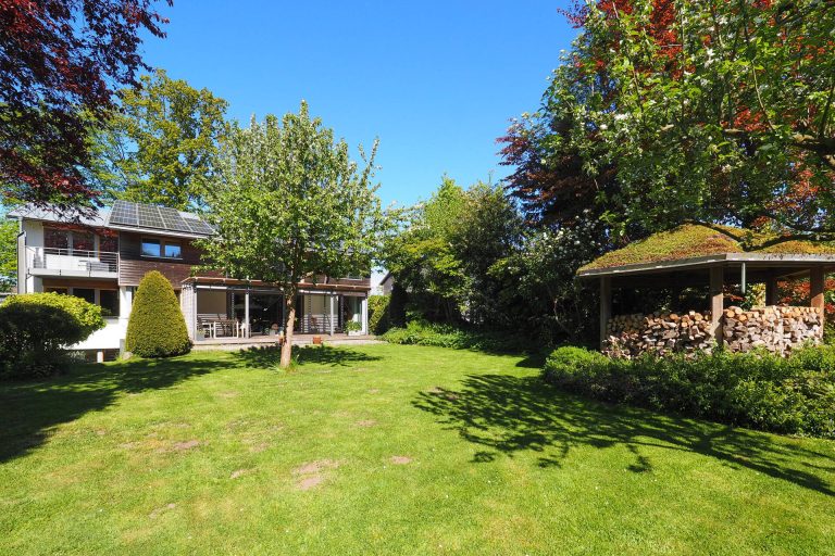 Immobilienangebot - Hoisdorf - Alle - Nordöstlich von Hamburg: Zeitlos wohnen. 
Nachhaltig gebaut. Großzügig gedacht.