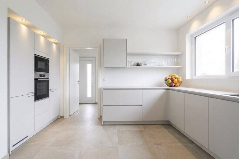 Immobilienangebot - Hamburg - Alle - Sasel - Ihr Zuhause nach Maß: Bungalow mit Ausbaukonzept auf idyllischem Grundstück in zweiter Reihe