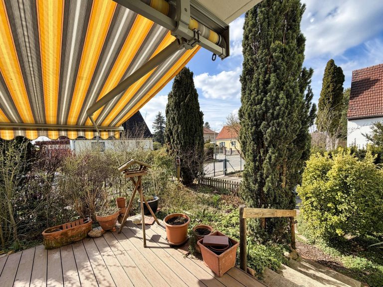Immobilienangebot - Berlin / Rudow - Alle - Fast wie im Einfamilienhaus: sonnige Wohnung mit eigenem Garten in U-Bahnnähe