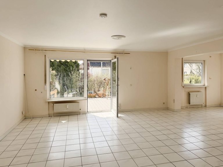 Immobilienangebot - Berlin / Rudow - Alle - Fast wie im Einfamilienhaus: sonnige Wohnung mit eigenem Garten in U-Bahnnähe