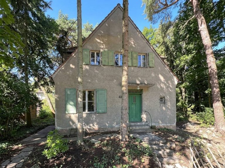 Immobilienangebot - Kleinmachnow - Alle - Originales Sommerfeldhaus mit besonderer Atmosphäre direkt am Grünzug